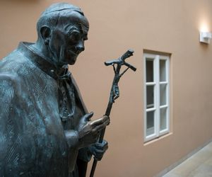 Tak mieszkał Jan Paweł II, tu mieszkał Jan Paweł II
