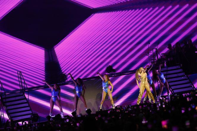 Koncert Jennifer Lopez w Warszawie (25.07.2025) - część pierwsza. Organizatorem koncertu jest Prestige MJM