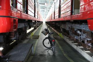 Gdzie śpią pociągi warszawskiego metra? Odpowiedź jest bardziej zaskakująca niż ci się wydaje