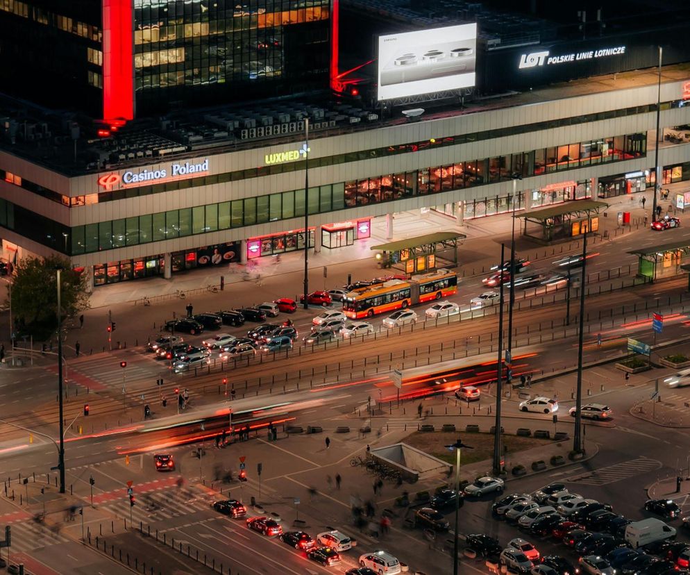 Warszawę widać z Tarnowa! Niesamowite zdjęcie zrobione z lotu ptaka. To fotografia, obok której nie można przejść obojętnie