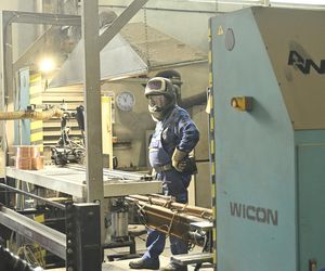 Kraków buduje Warszawie plac Zawiszy. Byliśmy w fabryce, gdzie powstanie 121 elementów wielkiej układanki