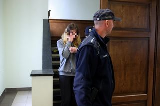 Dźgała matkę tak długo aż złamała nóż. Nikola stanęła przed sądem