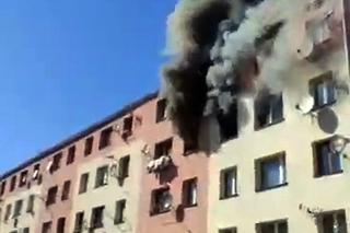 Dramatyczny pożar w Zawierciu. Poparzona 11-letnia dziewczynka trafiła do szpitala