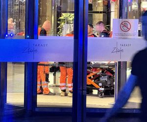 Warszawa. Kobieta skoczyła z piętra w Złotych Tarasach