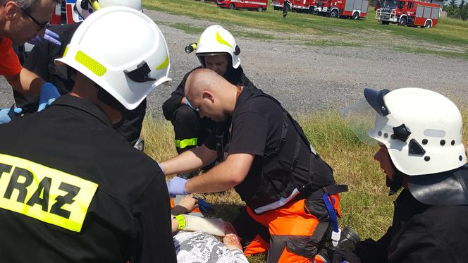 Uszkodzony samolot i awaryjne lądowanie! Ogromna akcja służb na lotnisku