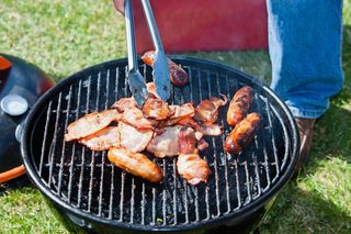 Grill nad rzeką, czy jeziorem? Lepiej to sprawdźcie, zanim będziecie mieli kłopoty