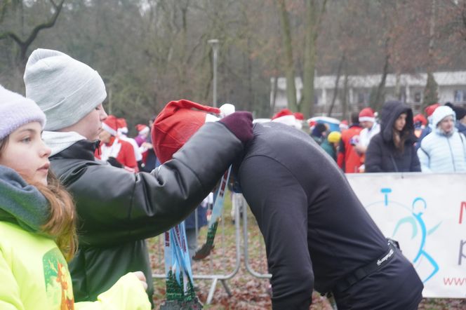 11. Bieg Mikołajkowy nad Jeziorem Strzeszyńskim w Poznaniu