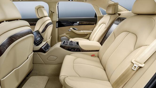 Audi A8 L extended