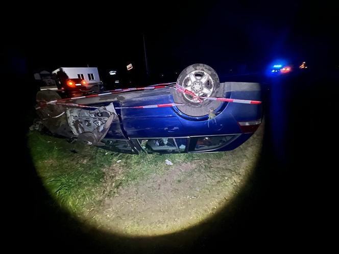 Nocne dachowanie pijanego kierowcy w Wielkopolsce