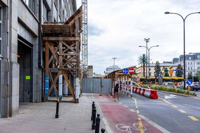 Gmach Banku Gospodarstwa Krajowego w Warszawie w trakcie remontu