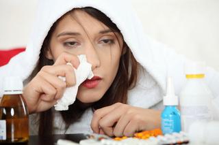Co na przeziębienie? Leki na przeziębienie, które trzeba mieć w domu