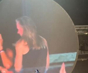 Skandal na koncercie gwiazdy. Żonaty milioner przyłapany na zdradzie z podwładną. Zobaczył to cały świat!