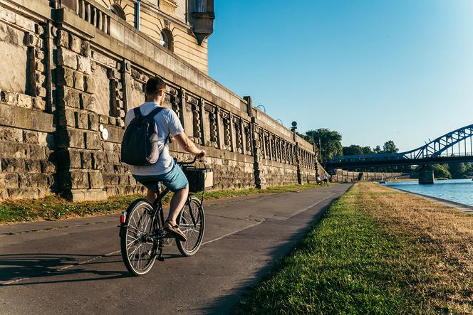 Duży mandat za bieganie czy jazdę na rowerze albo spacer po parku? Odpowiadamy!