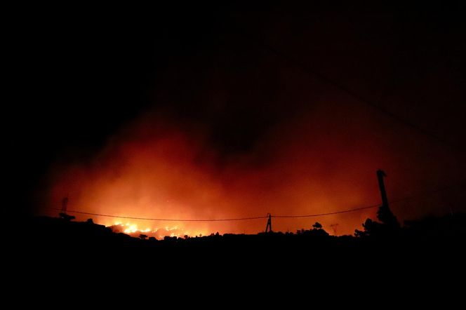 Wielkie pożary na Krecie! Polscy turyści ewakuowani. Portugalia też zagrożona!