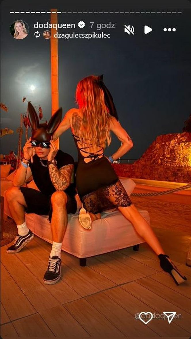 Nocne szaleństwo Dody! Maska królika i seksowna mini