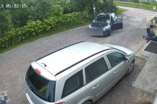 Wpadł do sklepu z maczetą w ręce. Ludzie w panice schowali się na zapleczu