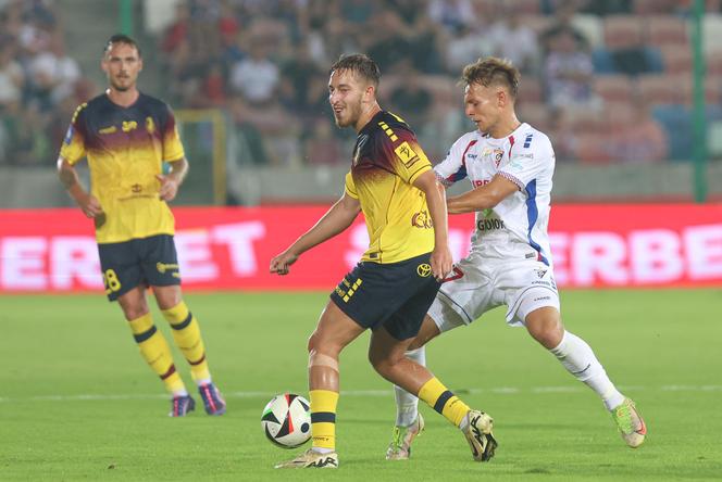 Górnik Zabrze wygrywa z Pogonią Szczecin. Na trybunach zasiadło blisko 19 tys. kibiców