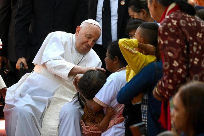 Tak kochają papieża Franciszka. Całe miasto opustoszało, wszyscy idą na mszę. Może być niemal milion osób!