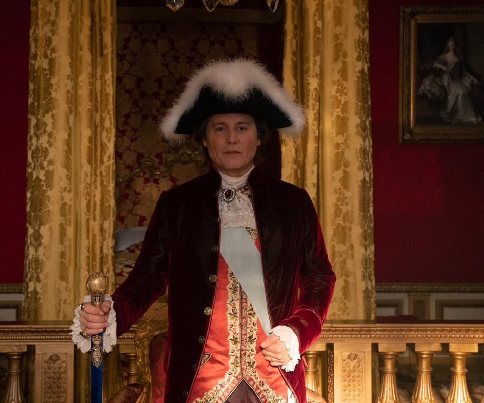 Johnny Depp jako Ludwik XV w filmie “Jeanne du Barry” 