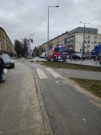 Koszmarny wypadek w Częstochowie. Mężczyzna wszedł pod ciężarówkę