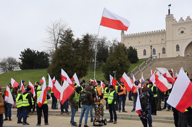 Protest rolników 20 marca w Lublinie. Przeszli ulicami miasta pod LUW