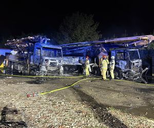 Nocny dramat pod Warszawą. Spłonęły dwie ciężarówki