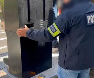 Policja rozbiła nielegalny salon gier! Zabezpieczono automaty i gotówkę