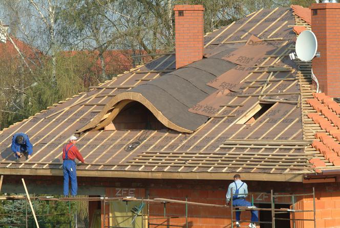 Budowa dachu dekarze