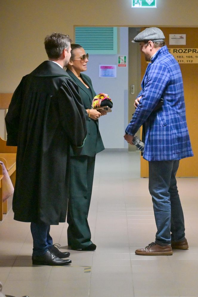 Anna Mucha pozwała Paulinę Smaszcz