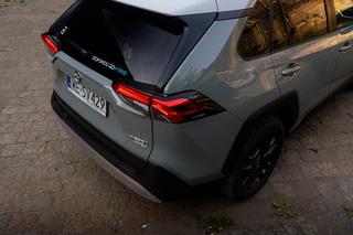 Toyota RAV4 Adventure Hybrid Dynamic Force 222 KM i-AWD e-CVT