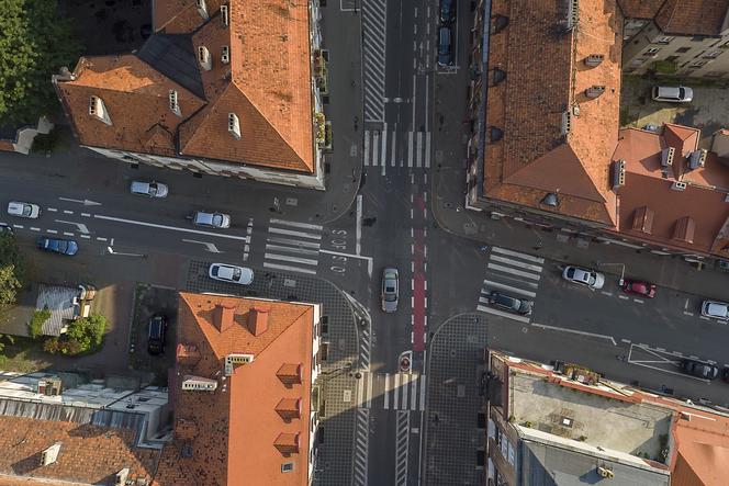 Zamknięto skrzyżowanie Śródmiejskiej z Fabryczną w Kaliszu! Utrudnienia potrwają kilka dni