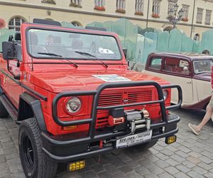 Parada zabytkowych samochodów