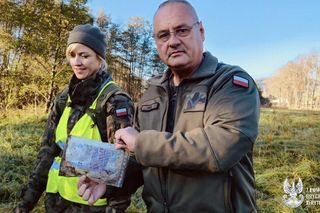 Żołnierze WOT w Stroniu Śląskim znaleźli worek z gotówką 