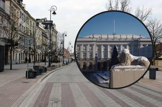 Wyjątkowe zabytki wróciły na Krakowskie Przedmieście. Znów można je oglądać w Warszawie