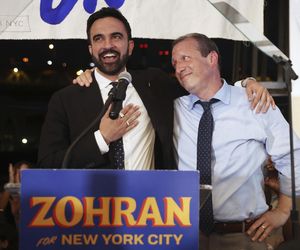 Zohran Mamdani pokonał Andrew Cuomo w demokratycznych prawyborach