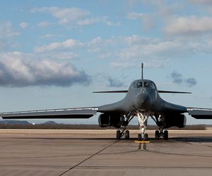 B-1B Lancer