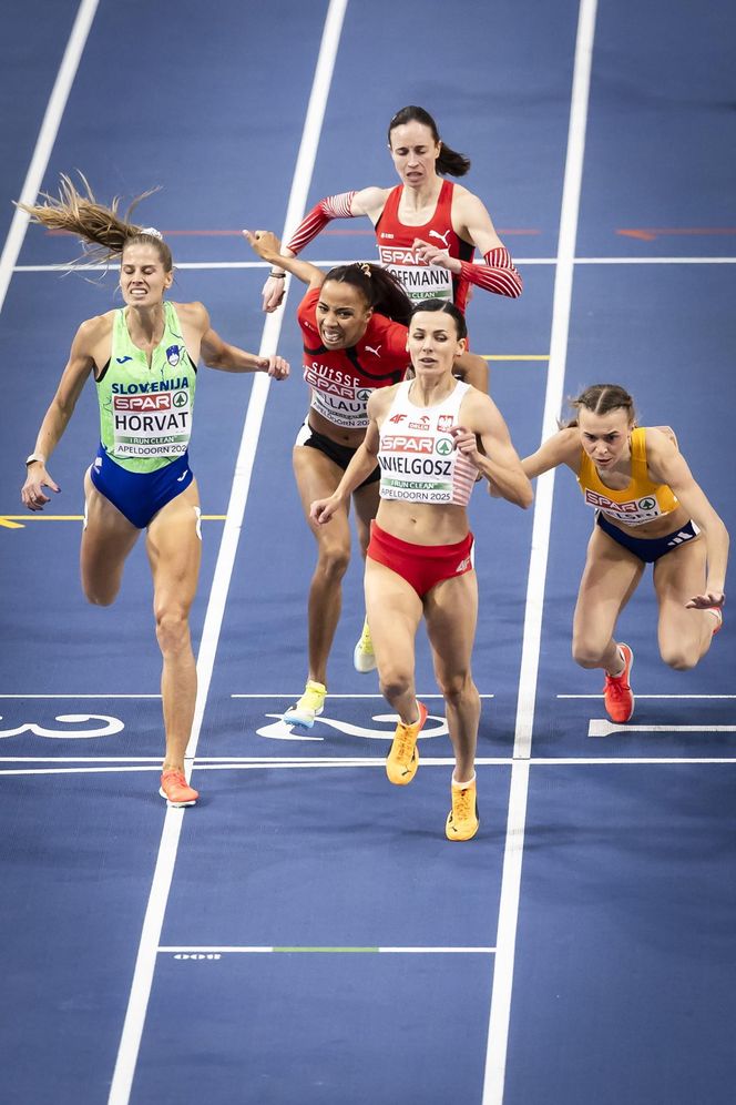 Anna Wielgosz, bieg na 800 m w Apeldoorn