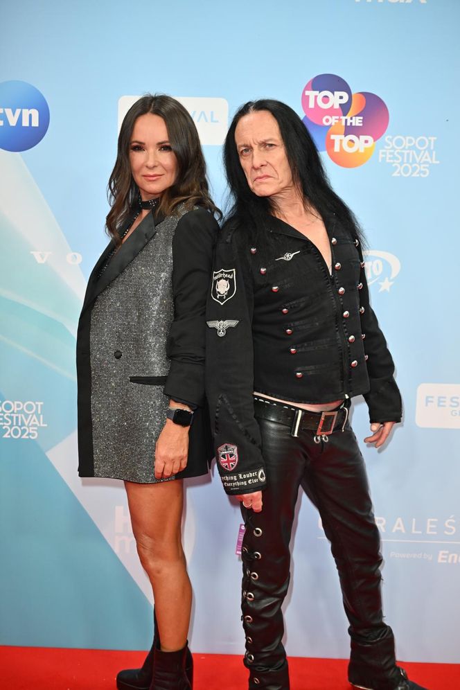 Krzan pokazała majtki, a Krupińska wyglądała jak syrenka. Tłum gwiazd na Top of the Top Sopot Festival 2025