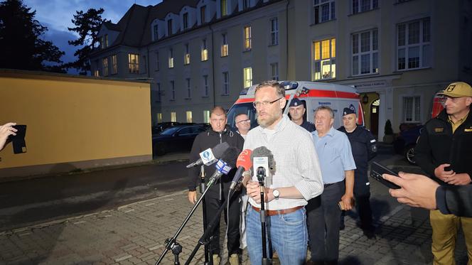 Wypadek w pobliżu Konotopu  - autobus z tirem 