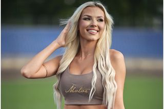 Podprowadzająca Orlen Oil Motoru Lublin walczy o tytuł Miss Startu Speedway Ekstraligi 2025. Jak głosować?