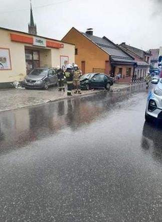 Grybów. Kobieta potrącona przez zaparkowany samochód. Jak do tego doszło?