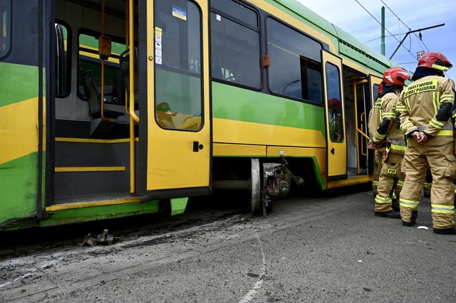 Dwa tramwaje zderzyły się 8 bm. na ul. Hetmańskiej w Poznaniu. Poszkodowanych zostało 15 osób. Jedna jest w stanie ciężkim