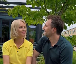 M jak miłość na planie. Dorota (Iwona Rejzner), Bartek (Arkadiusz Smoleński) 