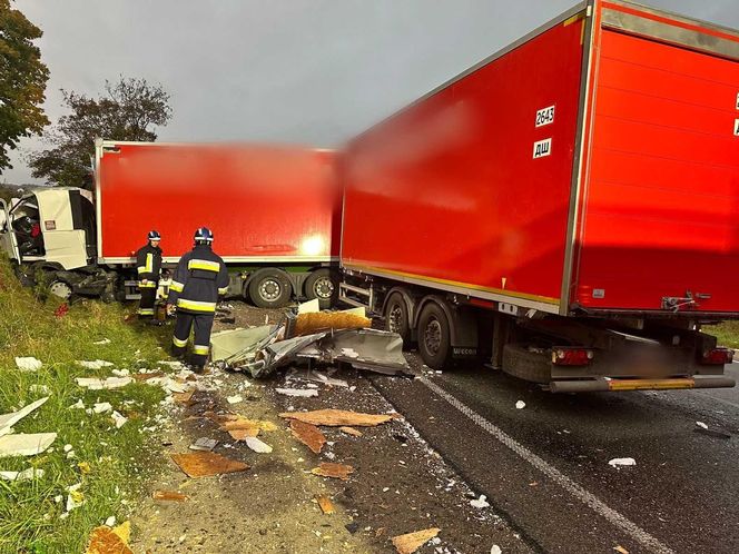 Tragiczny wypadek autobusu linii Warszawa - Odessa na obwodnicy Lwowa