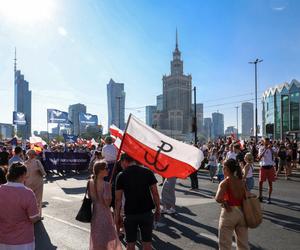 Koncert Taylor Swift w Warszawie. Spytaliśmy fanów, co wiedzą o Powstaniu Warszawskim