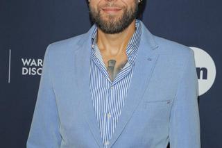 Uczestnik Gogglebox. Przed telewizorem przeszedł spektakularną przemianę. Trudno uwierzyć, że to on