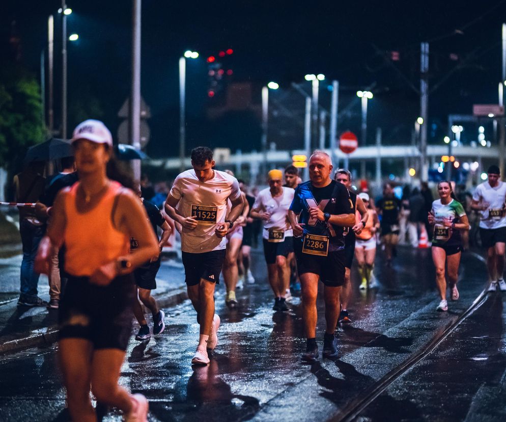 Utrudnienia w ruchu podczas Nocnego Wrocław Półmaratonu