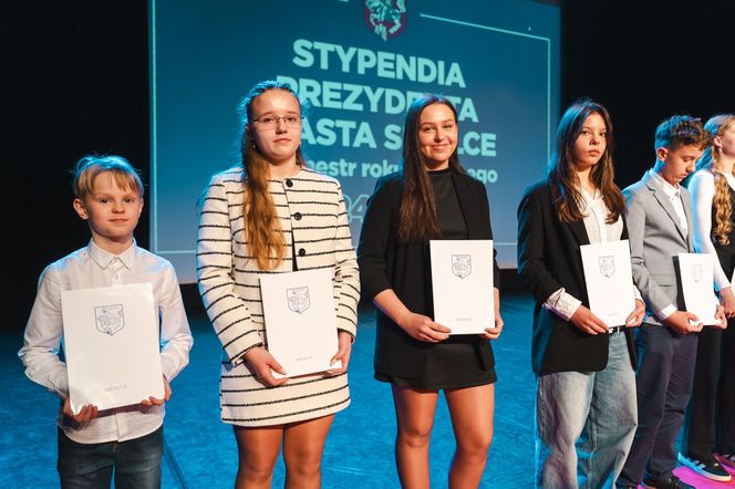 Blisko 700 najzdolniejszych siedleckich uczniów z nagrodami za dokonania w nauce!