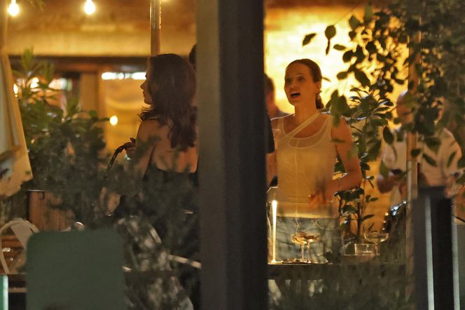 Marina Łuczenko-Szczęsna i Natalia Szroeder imprezują