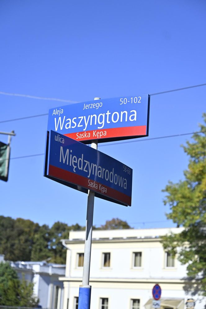 Remont torów na Waszyngtona. Pasażerowie osłupieli, chaos na przystankach